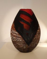 Grand vase rouge élancé, Pascal  Lemoine